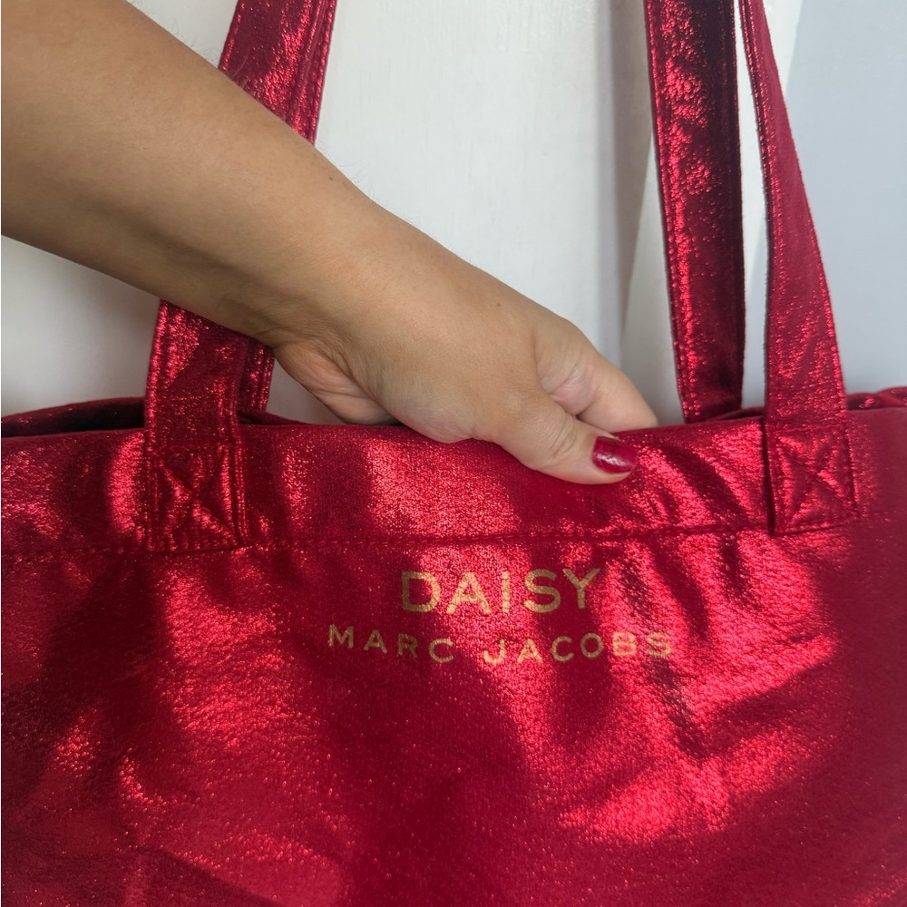 Marc Jacobs Daisy Shimmering Red Tote